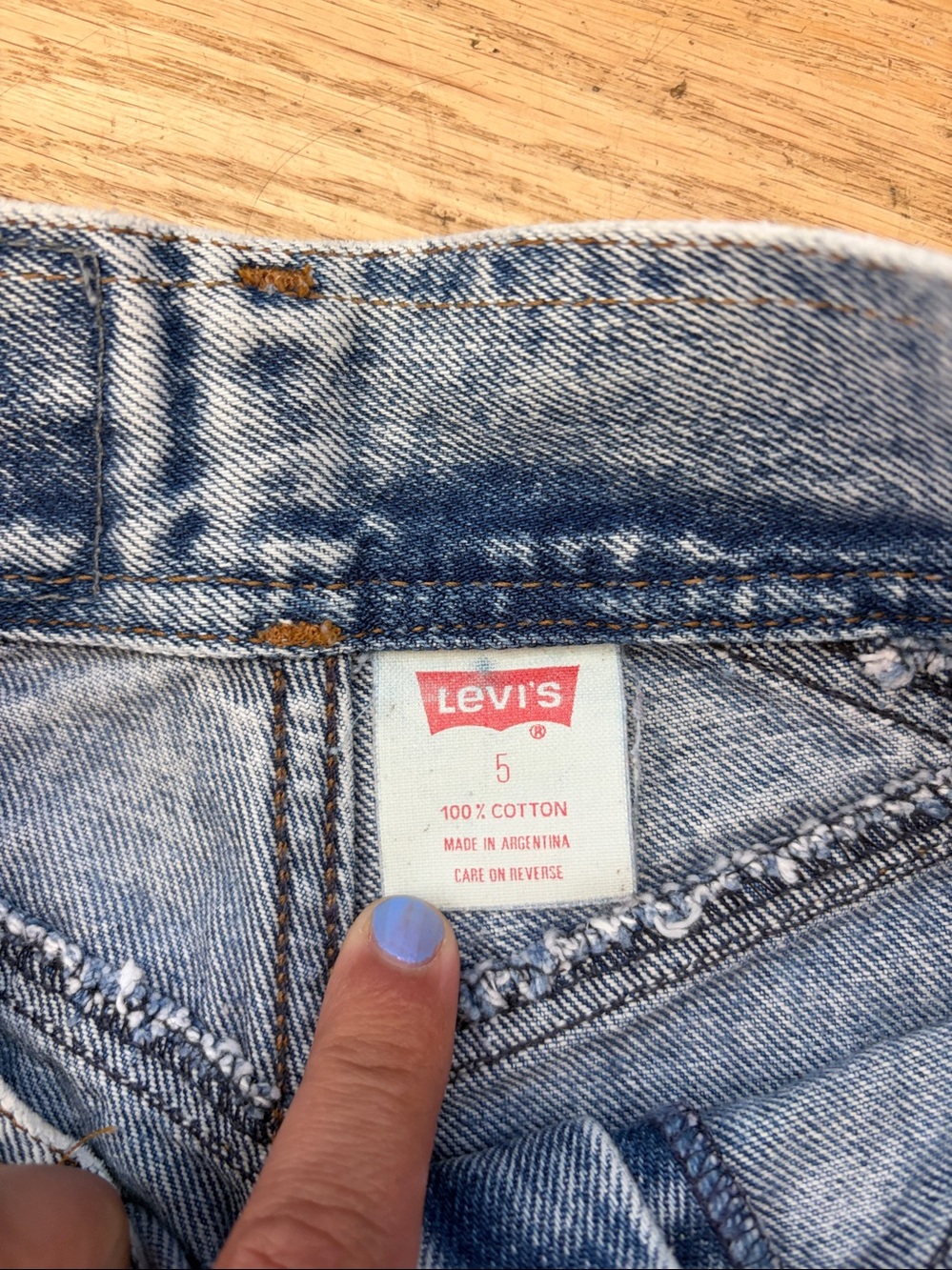 Vintage Levi’s 900 Series high rise bareback jeans size 24 - Picture 13 of 15